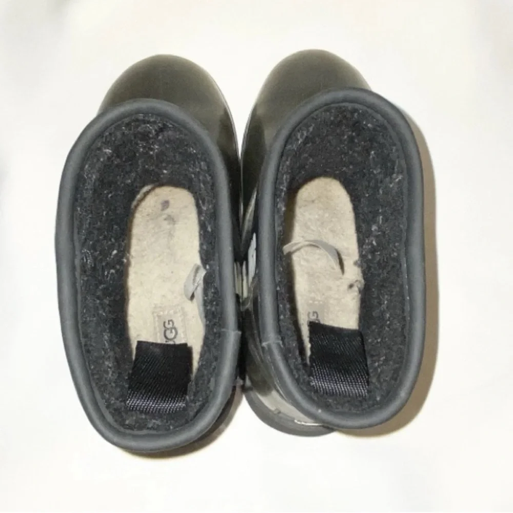 UGG Classic Clear Mini Ankle‎ Winter Boots Womens Size 2 Black